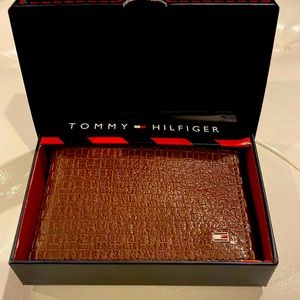 Tommy Hilfiger Men’s Wallet